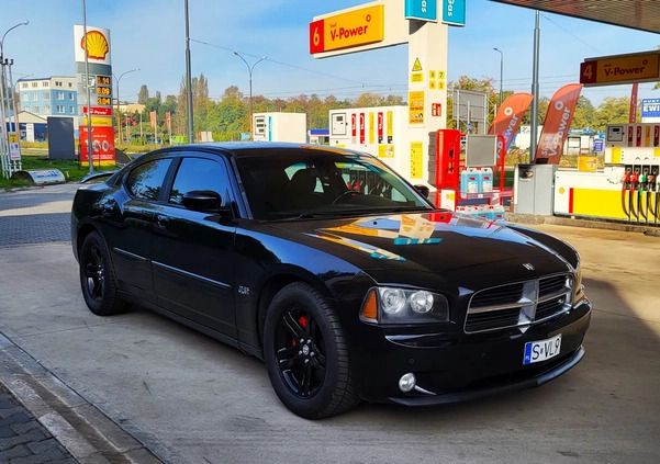 Dodge Charger cena 56000 przebieg: 143000, rok produkcji 2009 z Pelplin małe 137
